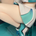 figure-azur-lane-bremerton-scorching-hot-training-review-figure-leg-view-front-right