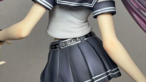 figure-ca-sailor-suit-review-figure-belly-view-back