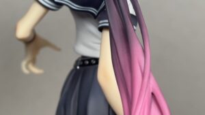 figure-ca-sailor-suit-review-figure-belly-view-back-left