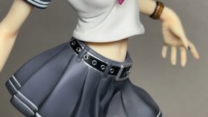 figure-ca-sailor-suit-review-figure-belly-view-front-left