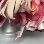 figure-prisma-illya-prime-1-review-figure-leg-front-left